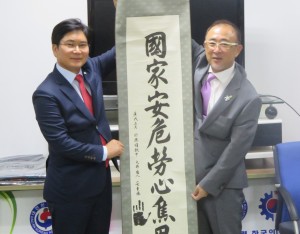 大連韓国人商会訪問、懇談 (59)hp